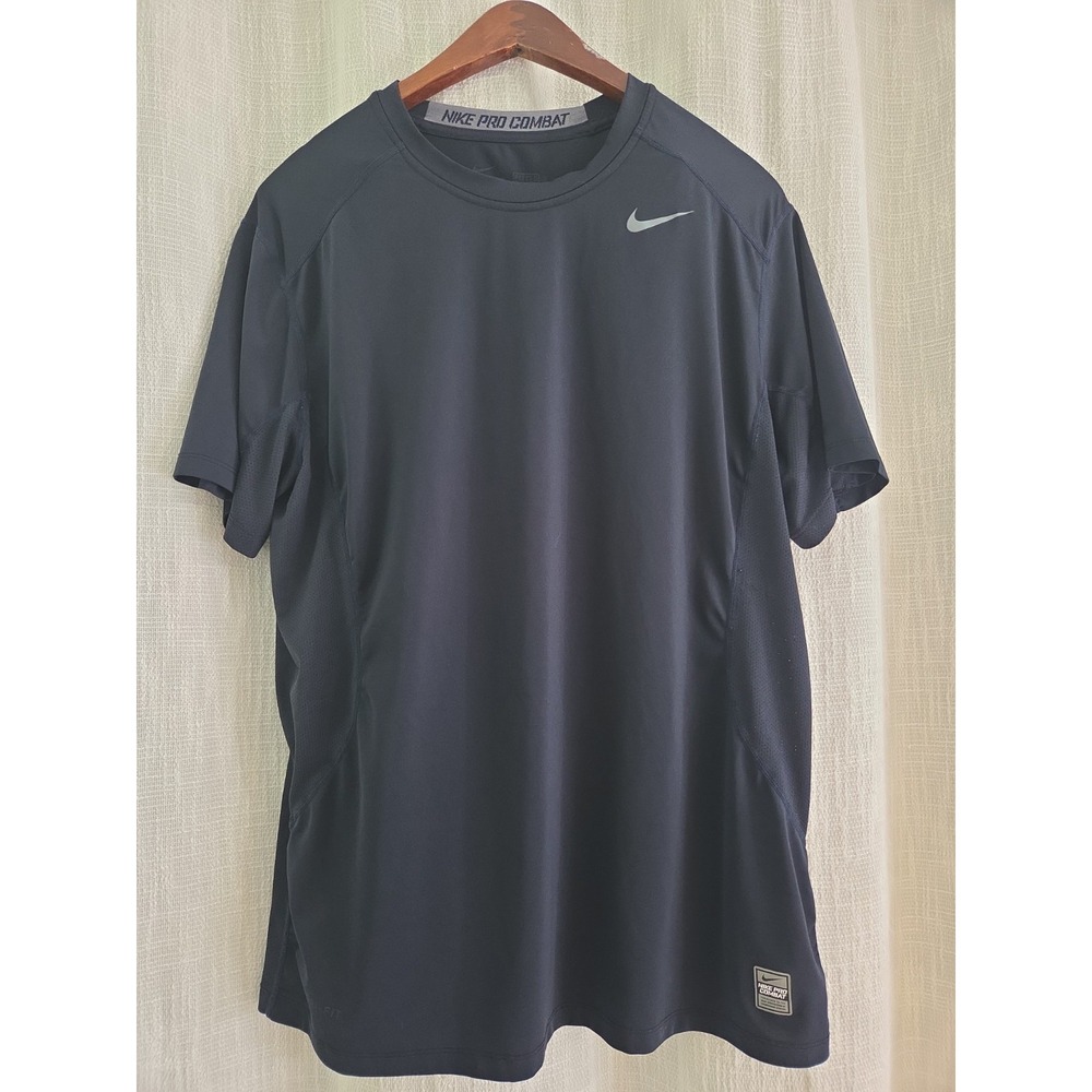 Nike Pro Combat Dri-Fit Men's Size XL Navy Blue Athletic Fitted Shirt